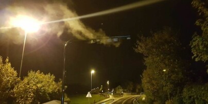 Tre bomstasjoner i brann - døgnet før omstridt åpning